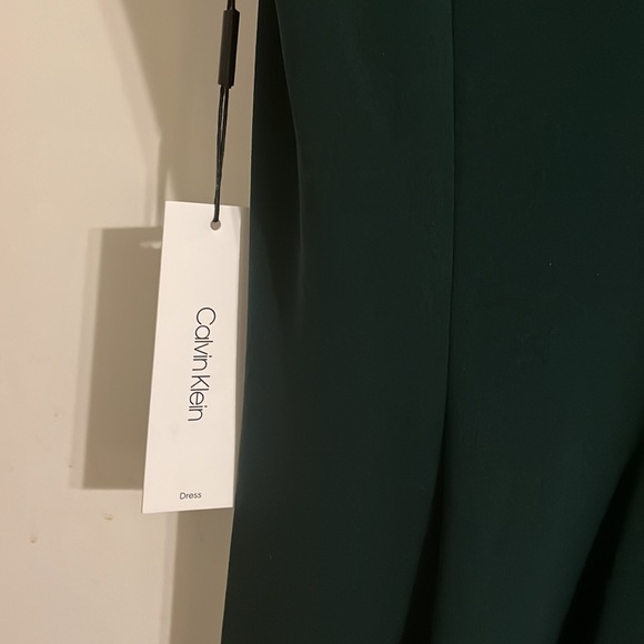 Dark green Calvin Klein dress size 4. NWT - Picture 7 of 8